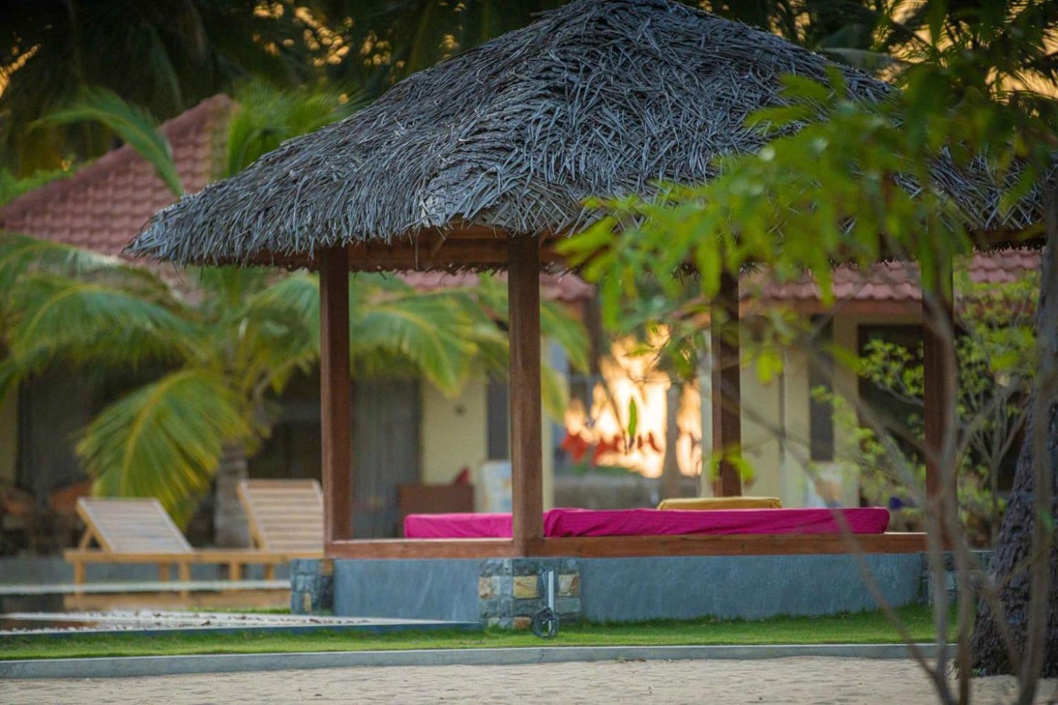 Blue Waves Kite Surfing Beach Resort Kalpitiya Luaran gambar